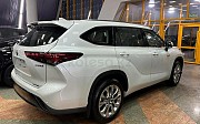 Toyota Highlander, 2.5 автомат, 2022, кроссовер Алматы