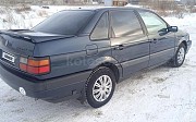 Volkswagen Passat, 1.6 механика, 1993, седан Петропавл