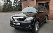 Toyota Fortuner, 2.7 автомат, 2014, внедорожник Алматы