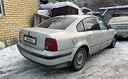 Volkswagen Passat, 1.6 механика, 1997, седан Семей