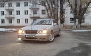 Mercedes-Benz E 200, 2.1 автомат, 2000, седан Алматы