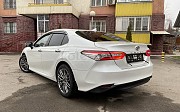 Toyota Camry, 2.5 автомат, 2019, седан 