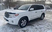 Toyota Land Cruiser, 4.6 автомат, 2012, внедорожник 