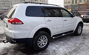 Mitsubishi Pajero Sport, 3 автомат, 2014, внедорожник 