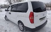 Hyundai H-1, 2.4 автомат, 2011, минивэн 