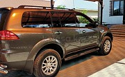 Mitsubishi Pajero Sport, 3 автомат, 2013, внедорожник Алматы