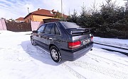 Mazda 323, 1.5 механика, 1988, хэтчбек Қарағанды