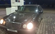 Mercedes-Benz E 200, 2 механика, 1995, седан Алматы