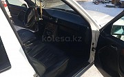 Mercedes-Benz E 220, 2.2 автомат, 1994, седан Алматы