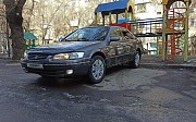 Toyota Camry, 2.2 механика, 1997, седан Алматы