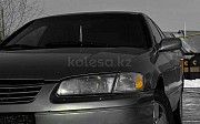 Toyota Camry, 2.2 автомат, 1997, седан 