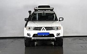 Mitsubishi Pajero Sport, 2.5 автомат, 2012, внедорожник 