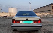 BMW 520, 2 механика, 1992, седан Туркестан