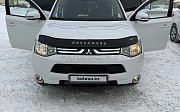 Mitsubishi Outlander, 2.4 вариатор, 2013, кроссовер 