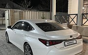 Lexus ES 250, 2.5 автомат, 2020, седан Шымкент