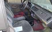 Isuzu Trooper, 2.8 механика, 1990, внедорожник Тараз