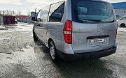 Hyundai H-1, 2.4 механика, 2011, минивэн 