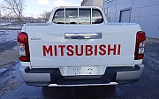 Mitsubishi L200, 2.4 механика, 2022, пикап Орал