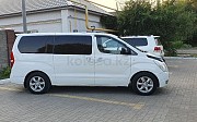 Hyundai Starex, 2.5 автомат, 2008, минивэн Уральск