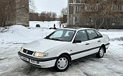 Volkswagen Passat, 1.8 механика, 1994, седан Темиртау