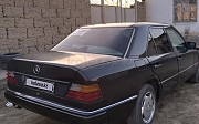 Mercedes-Benz E 230, 2.3 механика, 1990, седан Туркестан