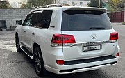 Toyota Land Cruiser, 4 автомат, 2020, внедорожник Алматы