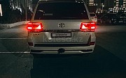 Toyota Land Cruiser, 4.6 автомат, 2016, внедорожник Актау
