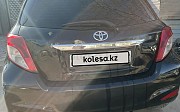 Toyota Yaris, 1.3 автомат, 2012, хэтчбек 