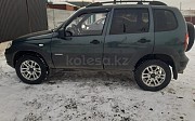 Chevrolet Niva, 1.7 механика, 2014, внедорожник 