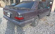 Mercedes-Benz E 200, 2 механика, 1994, седан Шымкент