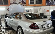 Mercedes-Benz E 220, 2.1 механика, 2002, седан Алматы