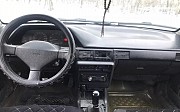 Mazda 323, 1.6 механика, 1989, седан Петропавловск