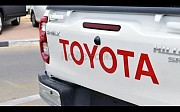 Toyota Hilux, 2.7 автомат, 2022, пикап 