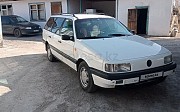 Volkswagen Passat, 1.8 механика, 1992, универсал 