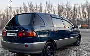 Toyota Ipsum, 2 автомат, 1998, минивэн 