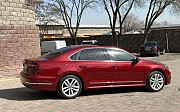 Volkswagen Passat, 2 автомат, 2017, седан Алматы