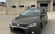 Volkswagen Jetta, 1.4 робот, 2014, седан Актау