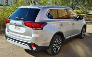 Mitsubishi Outlander, 2.4 вариатор, 2020, кроссовер Орал