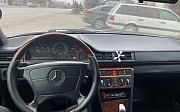 Mercedes-Benz E 280, 2.8 автомат, 1993, седан Қордай