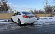 Chevrolet Cruze, 1.8 механика, 2012, седан 