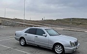 Mercedes-Benz E 240, 2.4 механика, 1997, седан Тараз