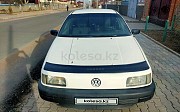 Volkswagen Passat, 1.8 механика, 1993, седан Алматы