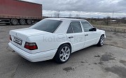 Mercedes-Benz E 220, 2.2 механика, 1994, седан 