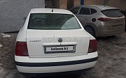Volkswagen Passat, 1.6 механика, 1998, седан Караганда