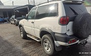 Nissan Terrano II, 2.7 механика, 2002, внедорожник 