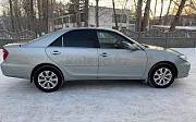 Toyota Camry, 2.4 механика, 2004, седан 