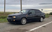 Volkswagen Vento, 1.8 механика, 1995, седан Астана