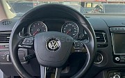 Volkswagen Touareg, 3 автомат, 2015, кроссовер 