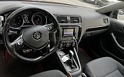 Volkswagen Jetta, 1.4 робот, 2017, седан Алматы