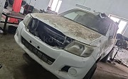 Toyota Hilux, 2.5 механика, 2011, пикап 